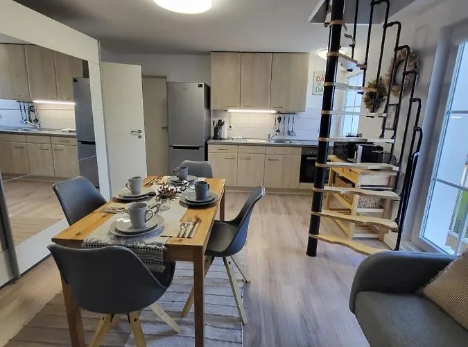 Beautiful Cozy Close To Lakes And Nature Parks * Schwandorf
