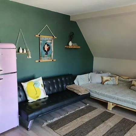 Beautiful Cozy Close To Lakes And Nature Parks Appartamento