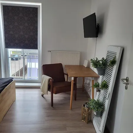 Beautiful Cozy Close To Lakes And Nature Parks Appartamento Schwandorf