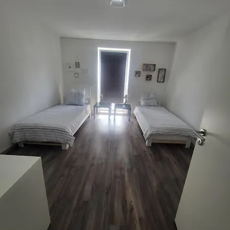 Appartamento Beautiful Cozy Close To Lakes And Nature Parks