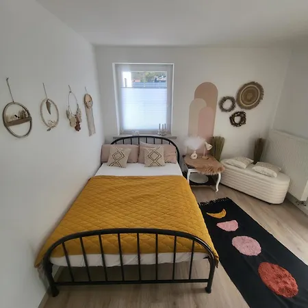 Beautiful Cozy Close To Lakes And Nature Parks
